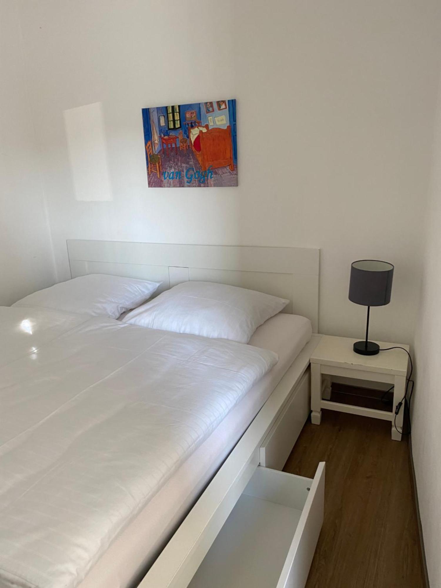 Ferienwohnung Zentral An Der Moselpromenade Zell Eksteriør billede